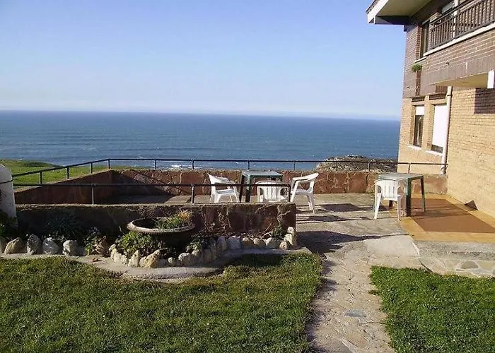 Oyambre Cantabria Penzion *